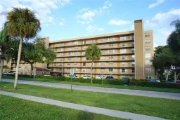 Picture of 4570 NW 18Th Ave 607, Deerfield Beach, FL 33064