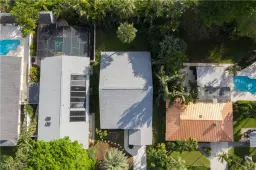 Picture of 812 102Nd Ave N, Naples, FL 34108