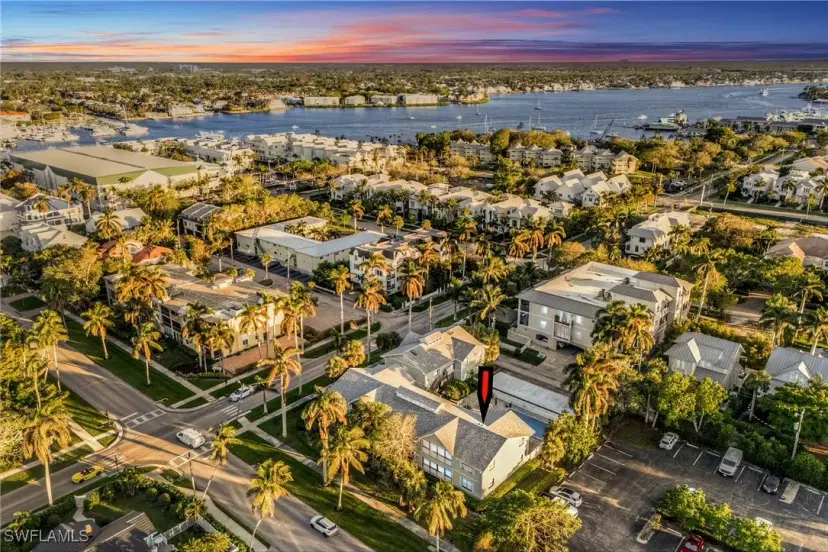Picture of 880 8Th Ave S 202, Naples FL 34102