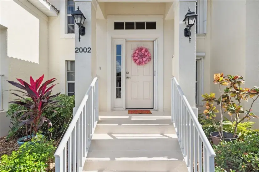 Picture of 10117 Colonial Country Club Blvd 2002, Fort Myers FL 33913
