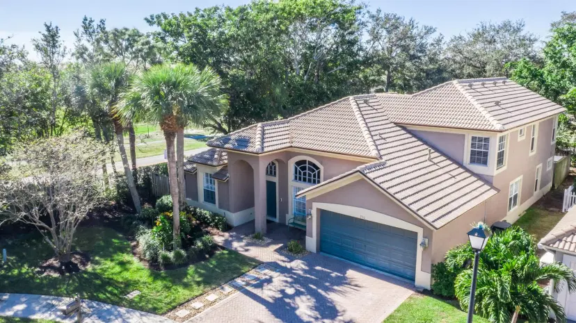 Picture of 230 Lone Pine Drive, Palm Beach Gardens FL 33410