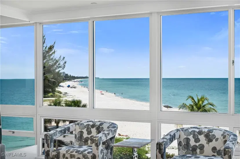 Picture of 2121 Gulf Shore Blvd N 302, Naples FL 34102