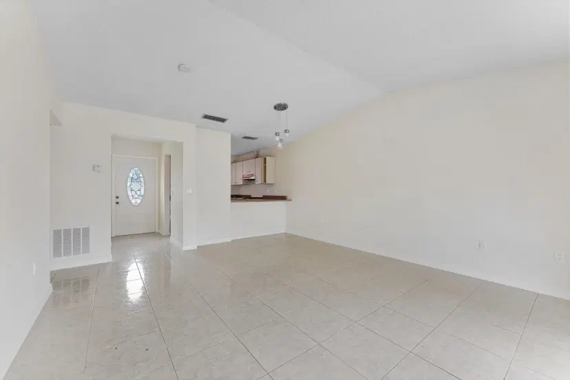 Picture of 2881 NW 204Th Street, Miami Gardens FL 33056