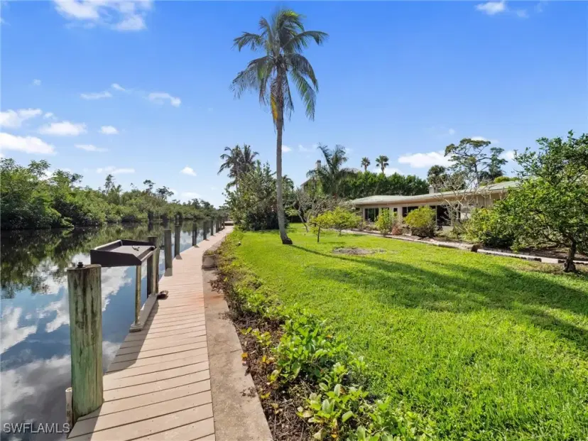 Picture of 5621 Natoma Dr, Fort Myers FL 33919