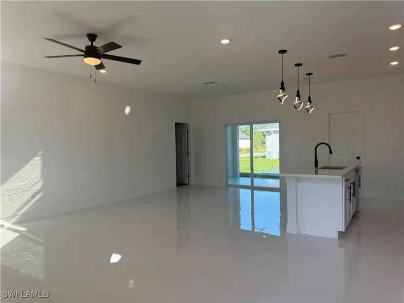 Picture of 1422 Highland Ave, Lehigh Acres FL 33972