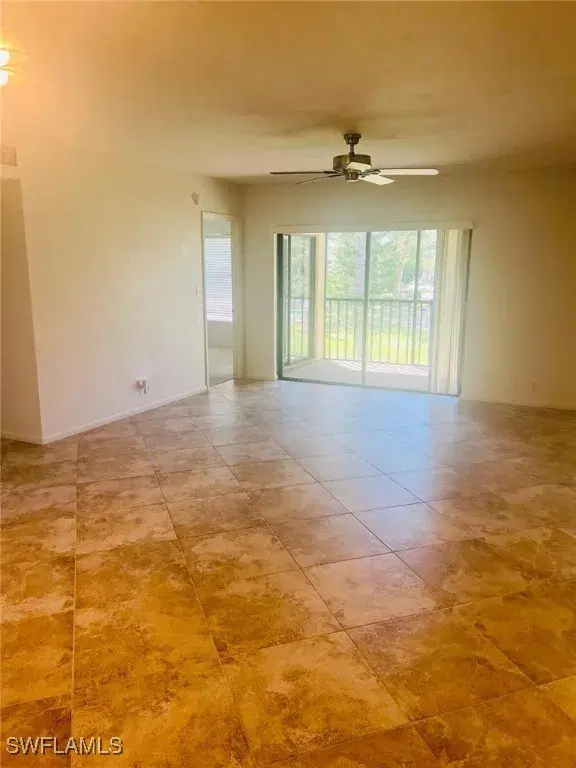 Picture of 1733 Courtyard Way B-204, Naples FL 34112