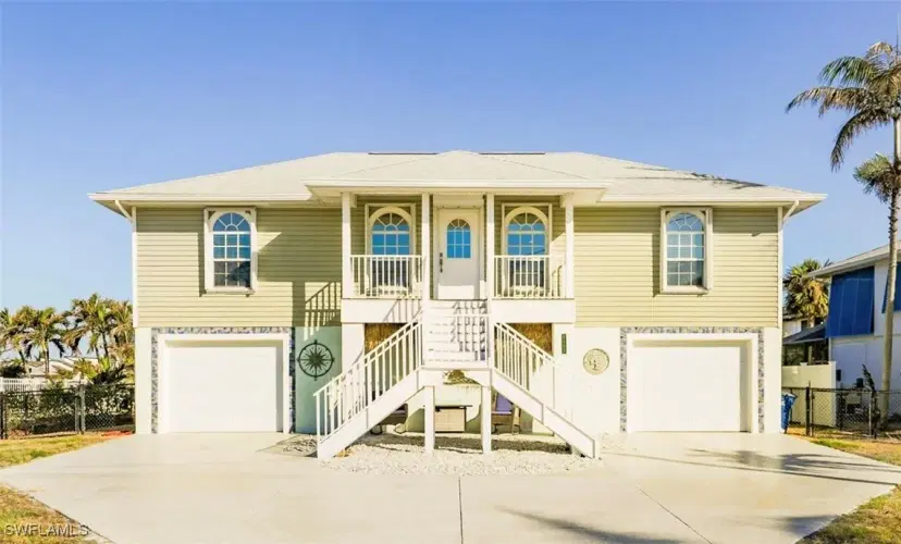 Picture of 8003 Buccaneer Dr, Fort Myers Beach FL 33931