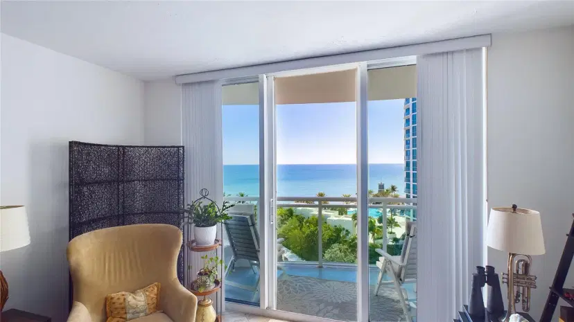Picture of 3001 S Ocean Dr 923, Hollywood FL 33019