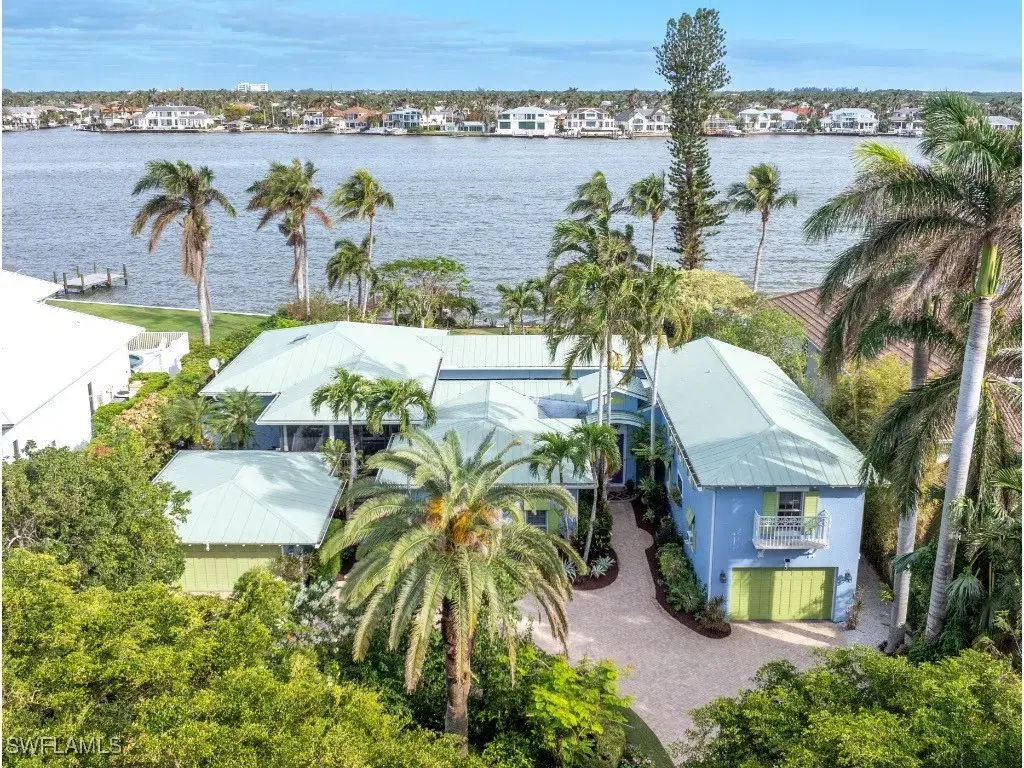 Picture of 1875 8Th St S, Naples, FL 34102