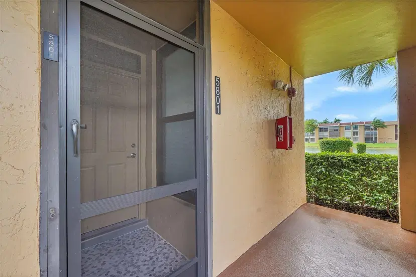 Picture of 5801 Coral Lake Dr 101, Pompano Beach FL 33063