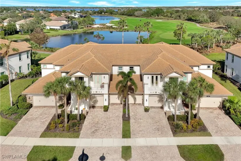 Picture of 9200 Quartz Ln 2-101, Naples FL 34120