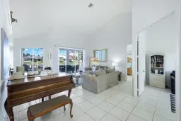 Picture of 541 Hernando Dr, Marco Island, FL 34145