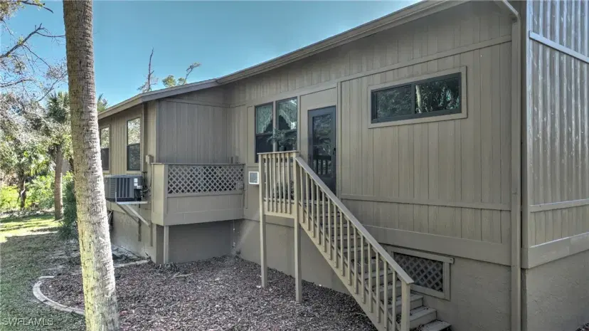 Picture of 17502 Island Inlet Ct, Fort Myers FL 33908