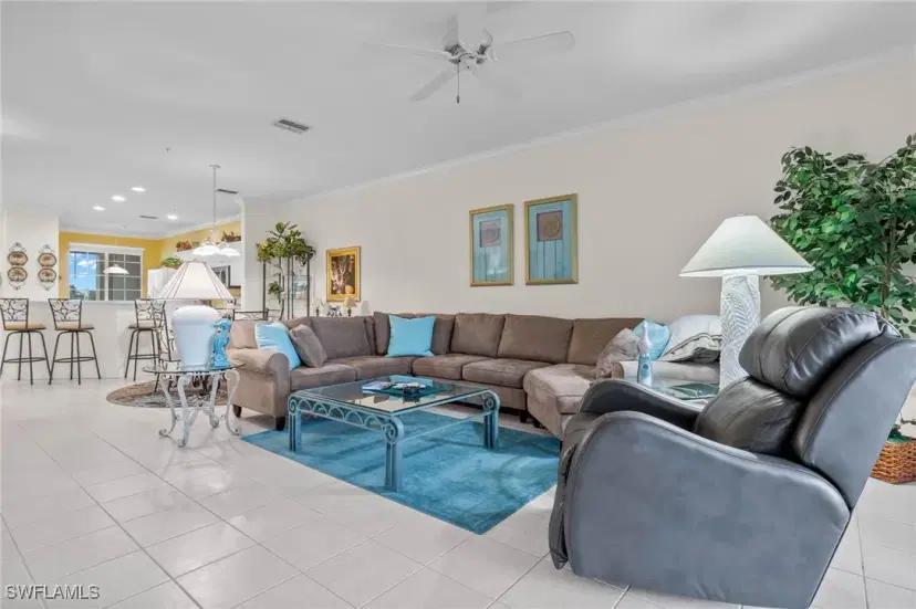 Picture of 20061 Sanibel View Cir 203, Fort Myers FL 33908