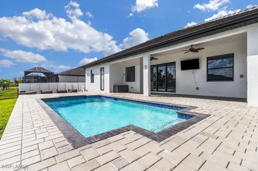 Picture of 329 SW 31St Ave, Cape Coral FL 33991