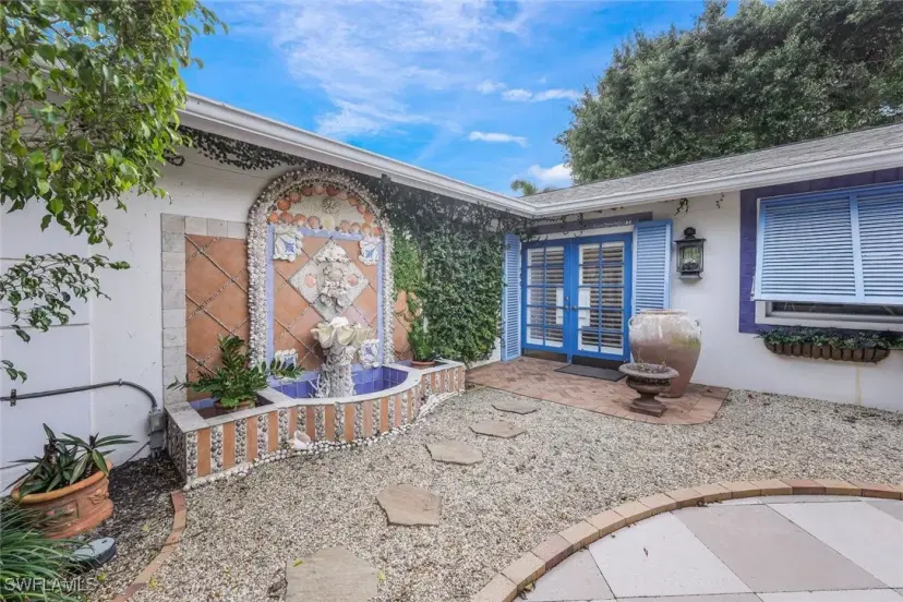 Picture of 4460 Lakewood Blvd, Naples FL 34112