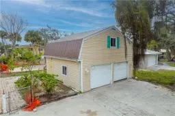 Picture of 172 Sabal Dr, Fort Myers Beach, FL 33931