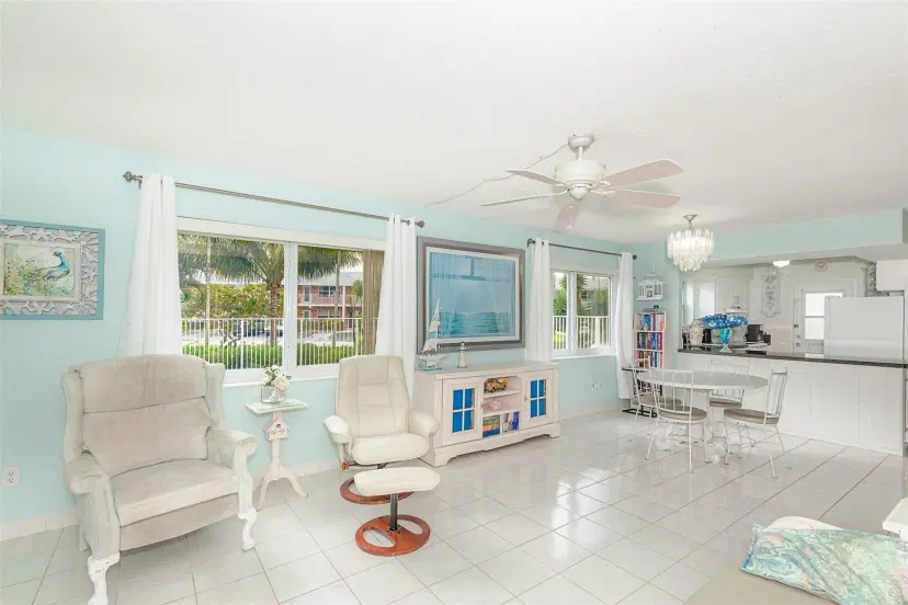 Picture of 801 Pine 1, Pompano Beach FL 33060-8149