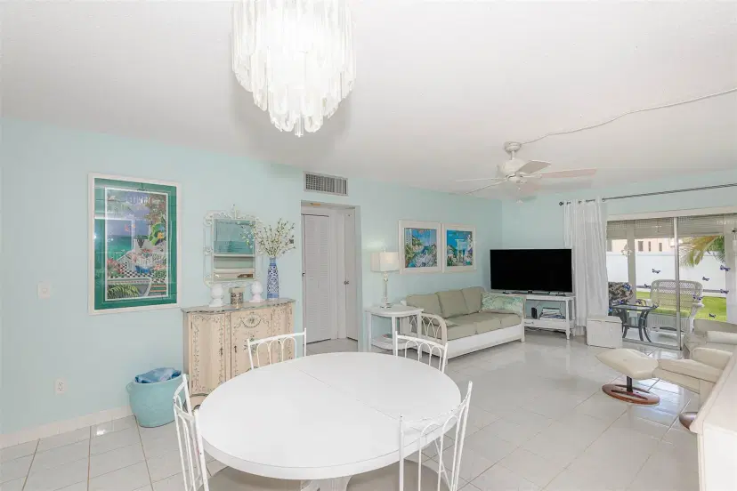 Picture of 801 Pine 1, Pompano Beach FL 33060-8149