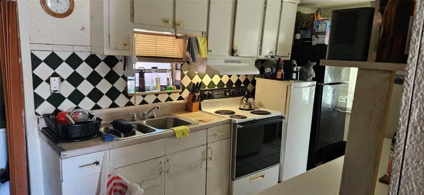 Picture of 216 NW 7Th Ct, Hallandale Beach FL 33009
