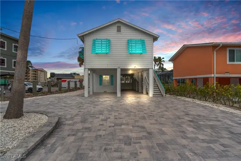 Picture of 111 Bahia Via, Fort Myers Beach FL 33931