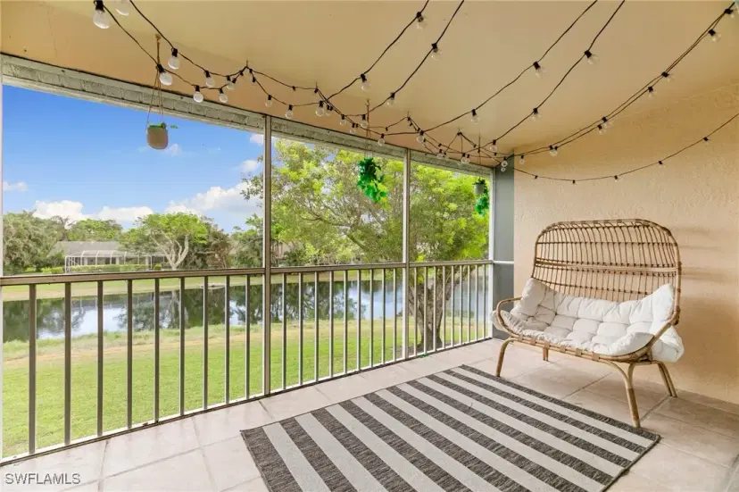 Picture of 200 Furse Lakes Cir B-11, Naples FL 34104