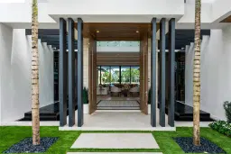 Picture of 1520 Royal Palm Way, Boca Raton, FL 33432