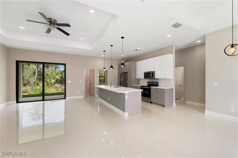 Picture of 630 Loleta Ct, Lehigh Acres, FL 33972