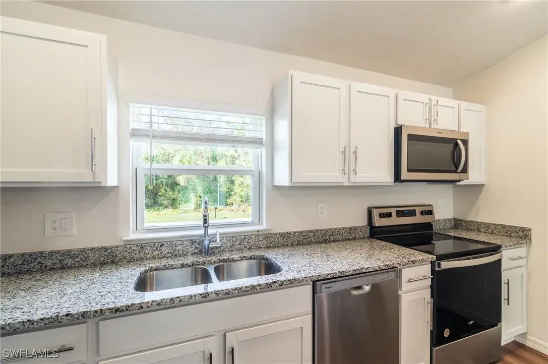 Picture of 5611 Nymph Ave, North Port, FL 34288