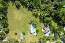 Picture of 28056 EAST Brook Dr, Bonita Springs, FL 34135