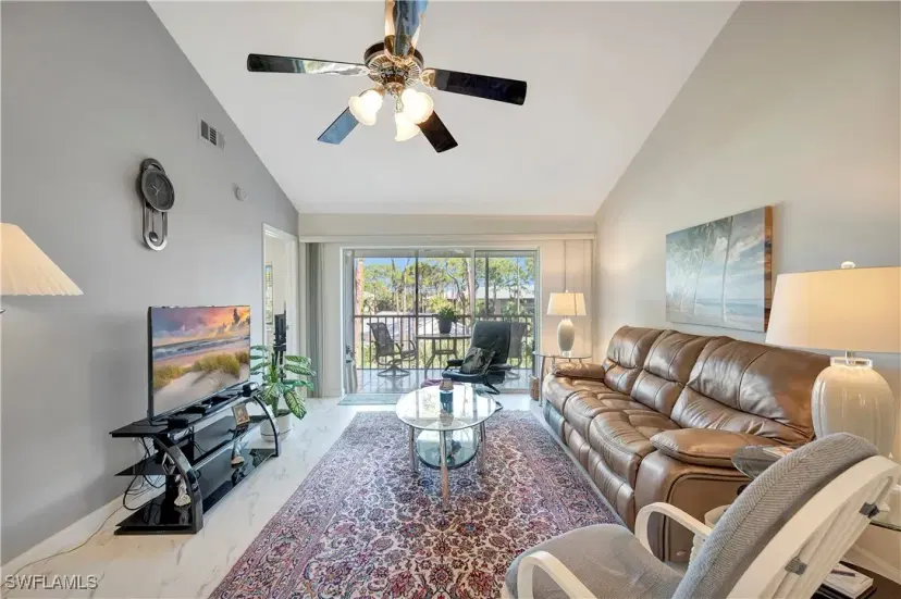 Picture of 3032 Sandpiper Bay Cir G305, Naples FL 34112