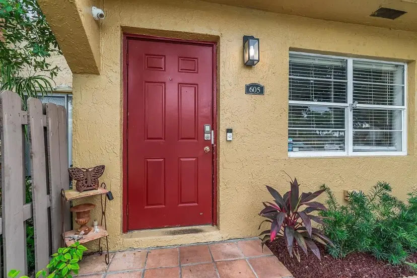Picture of 3581 NW 95Th Terrace 605, Sunrise FL 33351