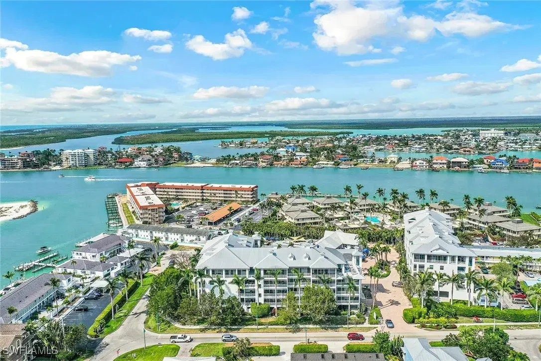 Picture of 140 Palm St 411, Marco Island, FL 34145