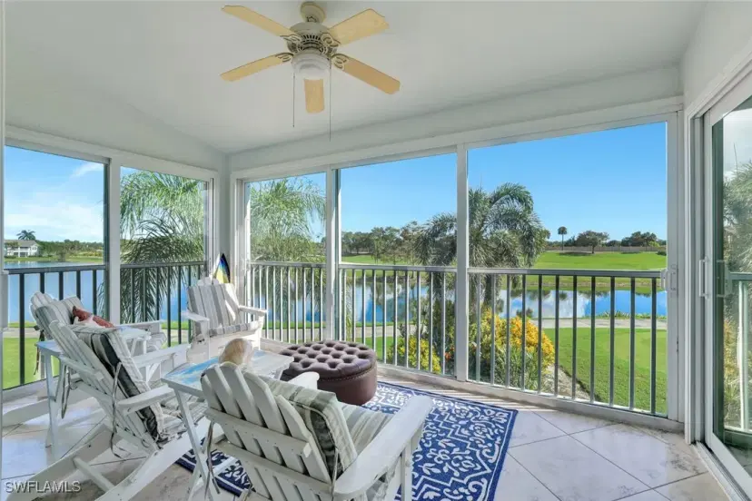 Picture of 5924 Sand Wedge Ln 2005, Naples FL 34110