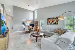 Picture of 5924 Sand Wedge Ln 2005, Naples, FL 34110