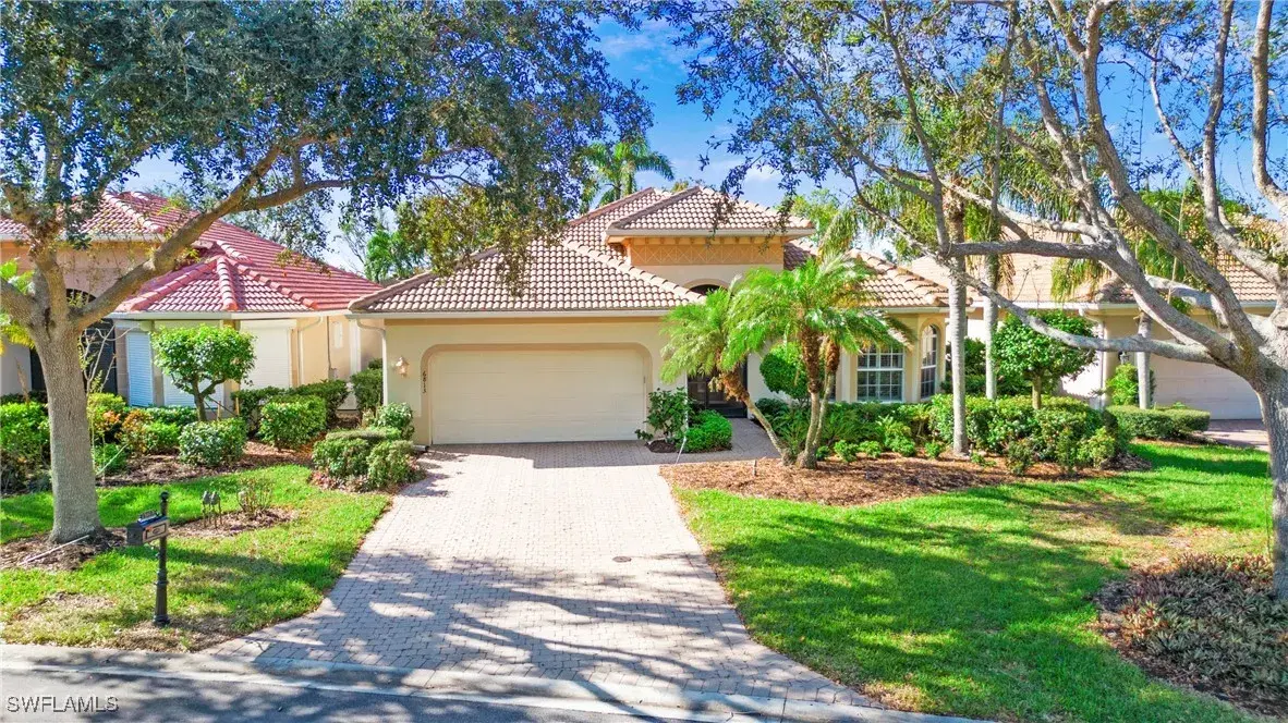 Picture of 6813 Bent Grass Dr, Naples, FL 34113
