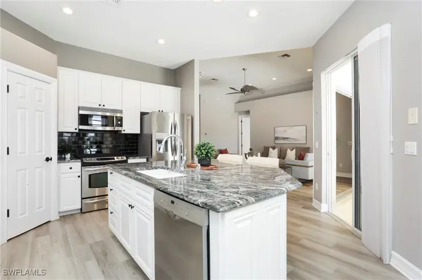 Picture of 6813 Bent Grass Dr, Naples FL 34113