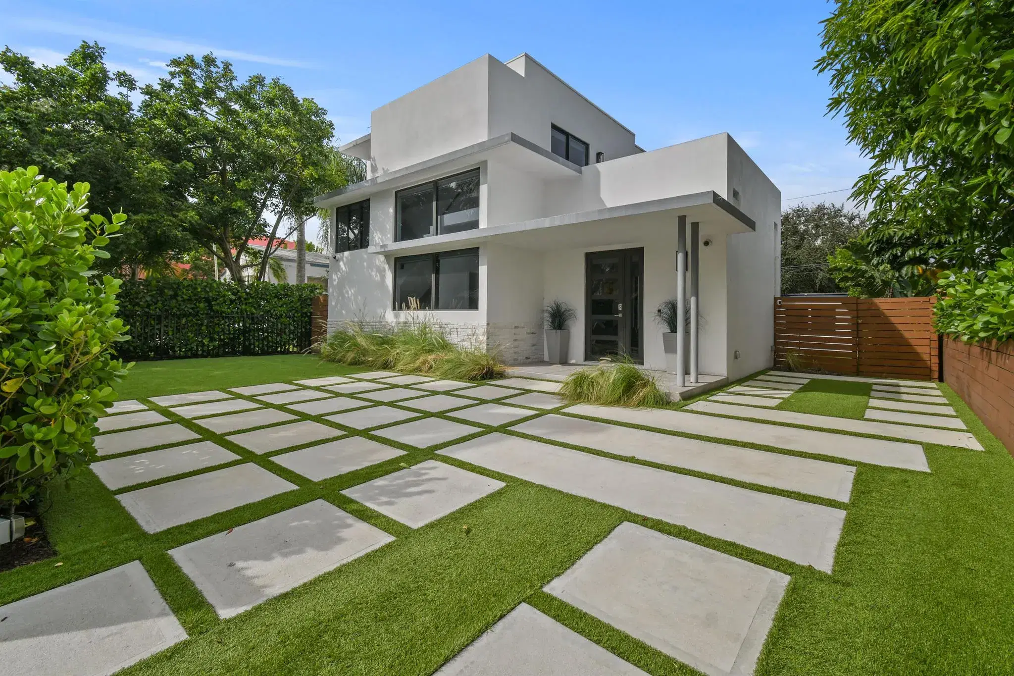 Picture of 509 38Th Street, West Palm Beach, FL 33407