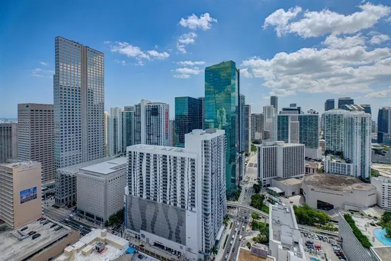 Picture of 151 SE 1St St 608, Miami FL 33131