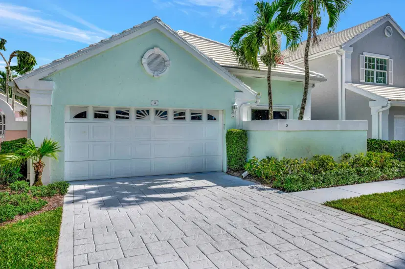 Picture of 3 Dorchester Circle, Palm Beach Gardens FL 33418