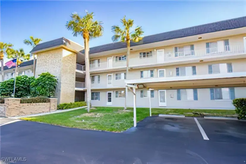 Picture of 5515 Rattlesnake Hammock Rd 108, Naples FL 34113