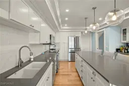 Picture of 411 Bella Vista Way E, Sanibel, FL 33957