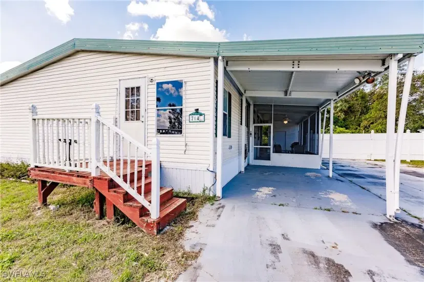 Picture of 7640 Peyraud Dr, North Fort Myers FL 33917