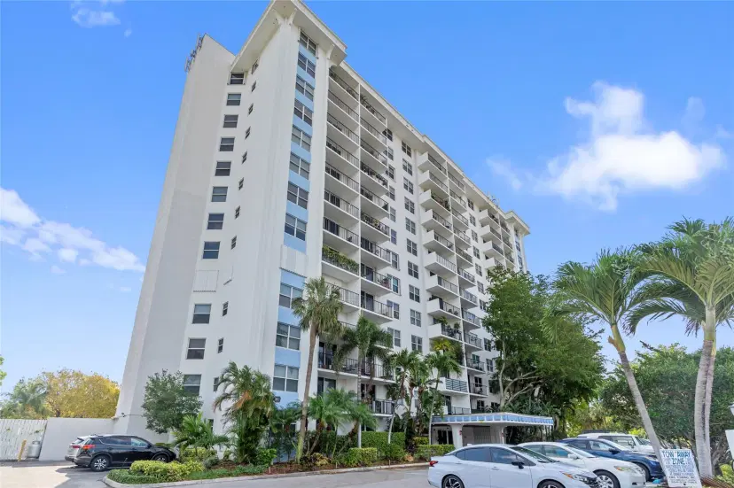 Picture of 1800 N Andrews Ave Phg, Fort Lauderdale FL 33311