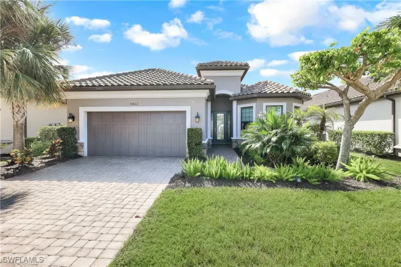 Picture of 9402 Terresina Dr, Naples FL 34119