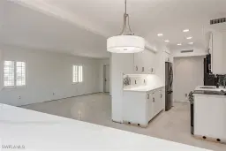 Picture of 1568 Gulf Shore Blvd N 5, Naples, FL 34102