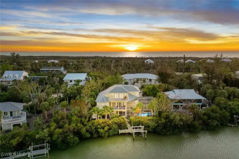 Picture of 5810 Pine Tree Dr, Sanibel FL 33957