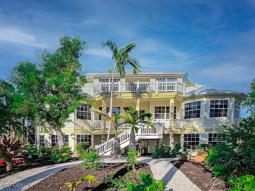 Picture of 5810 Pine Tree Dr, Sanibel FL 33957