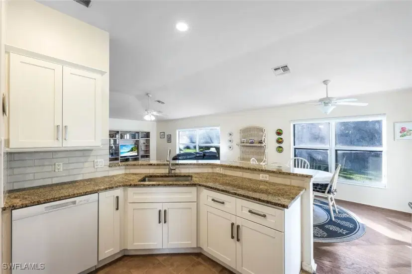 Picture of 23353 Olde Meadowbrook Cir, Estero FL 34134
