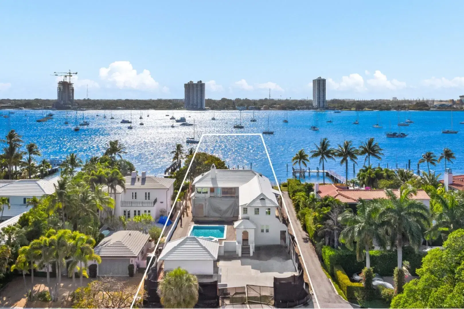Picture of 1246 N Lake Way, Palm Beach, FL 33480